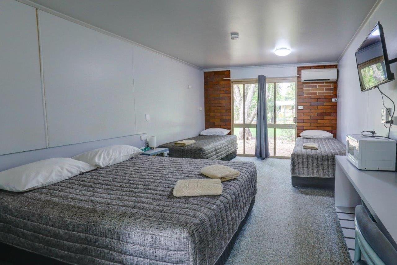 Tambo Mill Motel & Caravan Park Exterior foto