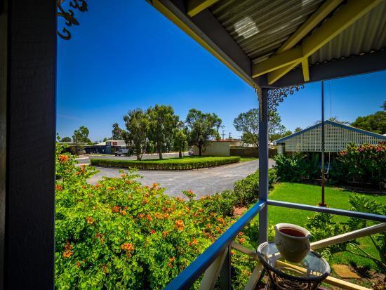 Tambo Mill Motel & Caravan Park Exterior foto